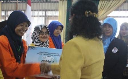 2_mahasiswa_bk_uad_raih_juara_2.jpg