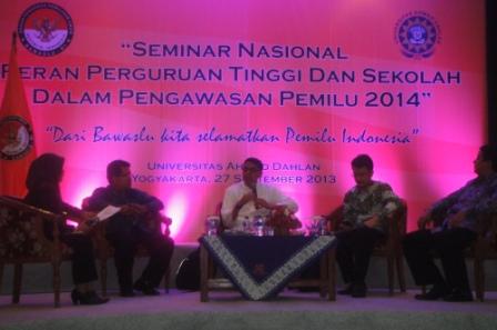Bawaslu Gandeng Fakultas Hukum UAD Sukeskan Pemilu 2014