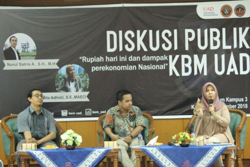 diskusi_publik_kbm_uad.jpg