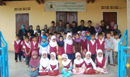 Mahasiswa UAD Berdakwah di Kamboja