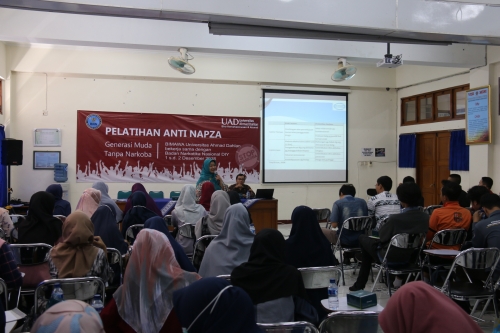 pelatihan_anti_napza_kerja_sama_uad_dengan_bnnp_diy_2.jpg