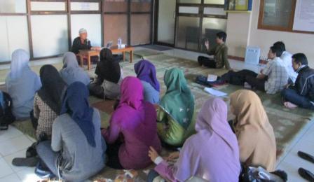 Diskusi Rutin: Mengasah Rohani dengan SARAPAN