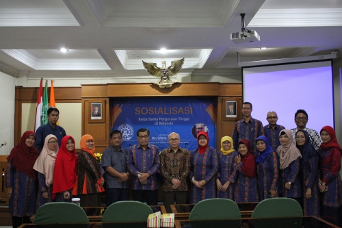 sosialisasi_kerja_sama_perguruan_tinggi_di_belanda.jpg