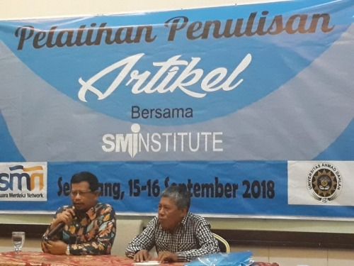 suara_merdeka_institute_latih_penulisan_artikel_dosen_uad.jpeg