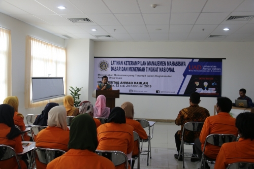 uad_adakan_lkmm_tingkat_nasional.jpg