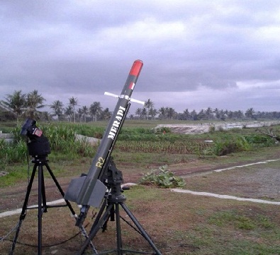 uji_tembak_rudal_merapi_anti_pesawat_terbang_buatan_anak_bangsa.jpg