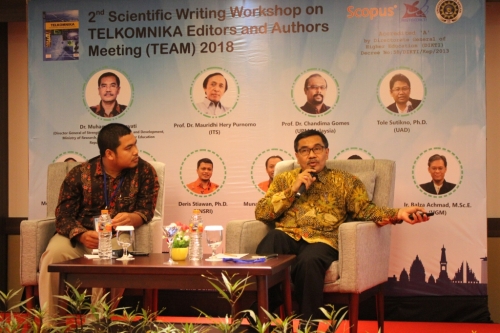 workshop_penulisan_ilmiah_team_ke-2.jpg